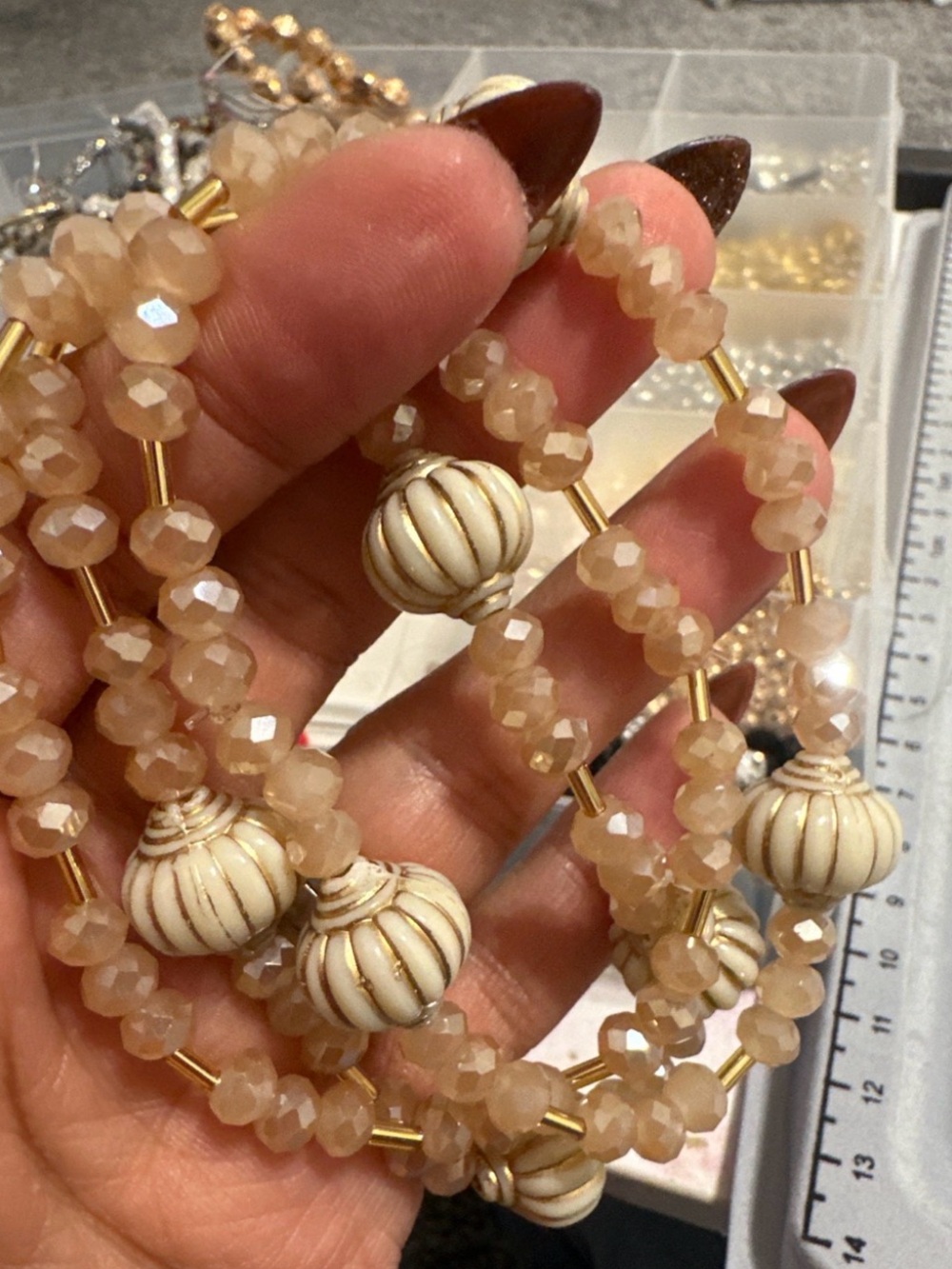 Beige Faceted Glass Bead Necklace with Ivory Decorative Beads